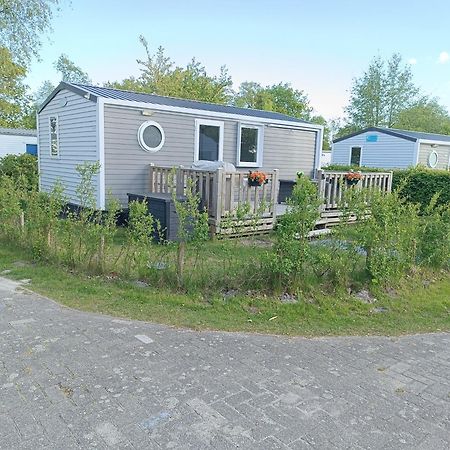 Bj Chalets - Robbengat 85 - Gezellige Chalet Op Vakantiepark Lauwersoog! Vroege Incheck! Met Airco! Екстериор снимка