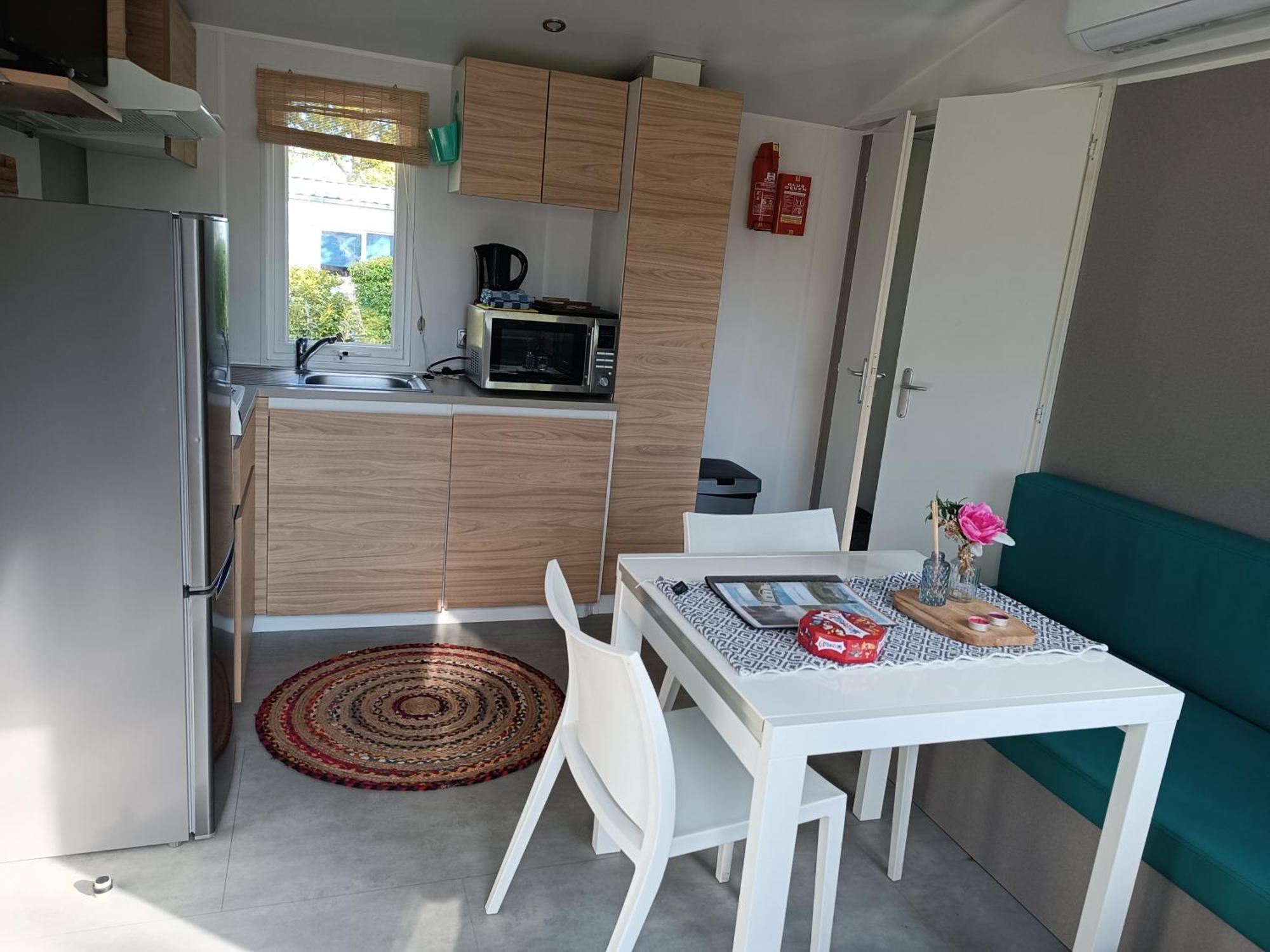 Bj Chalets - Robbengat 85 - Gezellige Chalet Op Vakantiepark Lauwersoog! Vroege Incheck! Met Airco! Екстериор снимка